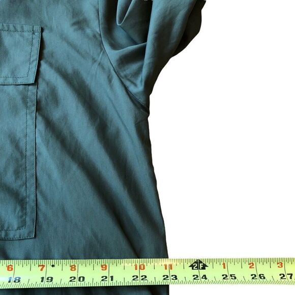 𝅺a New Day Khaki Green Long Sleeve Shirt EUC - Picture 4 of 10